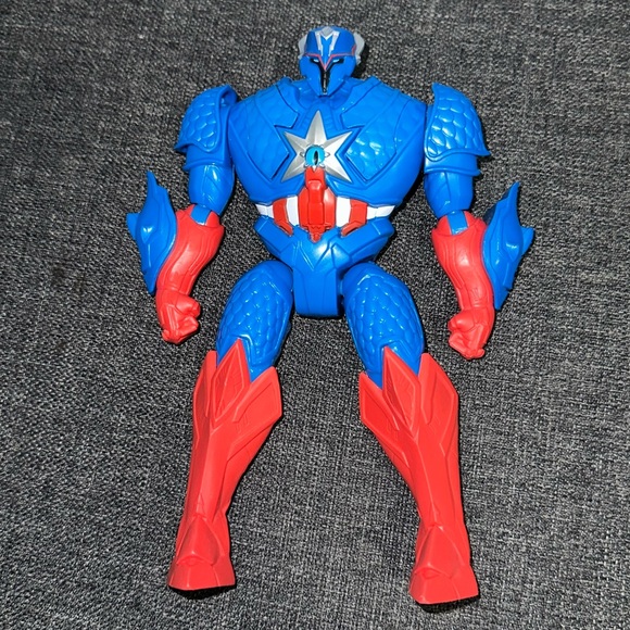 Action figures - Picture 4 of 10